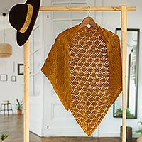 100% alpaca shawl, 'Colonial Fans in Honey'
