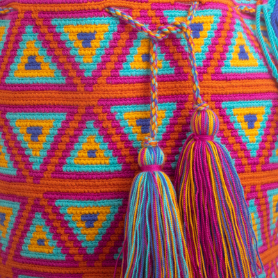Bolso cubo tejido a mano, 'Wayuu Sunshine' - Bolso de hombro acrílico hecho a mano