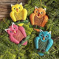 Ceramic ornaments, 'Christmas Hoots' (set of 4) - Hand Painted Holiday Ornaments (Set of 4)