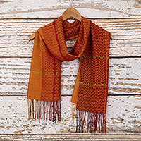 Schal aus Baby-Alpaka-Mischung, „Sunrise Colors“ – handgewebter peruanischer Schal aus Baby-Alpaka-Mischung in warmen Farben