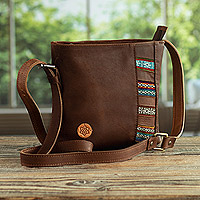 Bolso de hombro de cuero, 'Sunday Walk' - Bolso de hombro de cuero marrón artesanal peruano