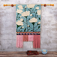 Tapiz de lana, 'Roses for You' - Tapiz de lana con temática floral tejido a mano en Perú