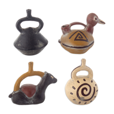 Mini jarrones decorativos de cerámica, (juego de 4) - Juego de 4 Mini Jarrones de Cerámica Estilo Precolombino de Perú