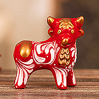Escultura de cerámica - Escultura de Toro de Cerámica Artesanal Tradicional Andina en Rojo