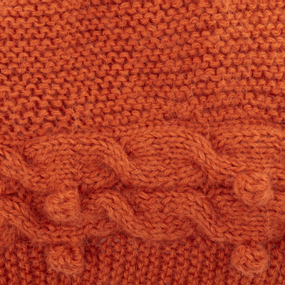 mütze aus 100 % Alpaka - Gestrickte Mütze aus 100 % Alpaka in einem Orangeton, handgefertigt in Peru