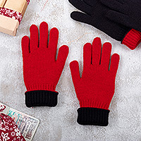 Reversible 100% baby alpaca gloves, 'Intense Trends' - Knit Reversible Baby Alpaca Gloves in Black and Strawberry