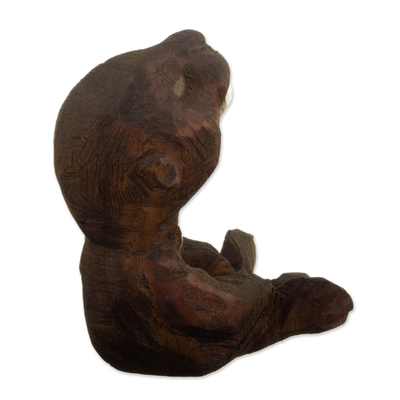 Holzskulptur - Handgeschnitzte Zedernholzskulptur eines Otters aus Peru