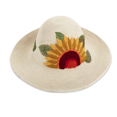 Cusco Ivory Wool Felt Hat with Floral and Leaf Embroidery