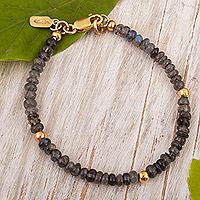 Gold-accented labradorite beaded bracelet, 'Stylish' - Labradorite Beaded Bracelet with 18k Gold Accents from Peru