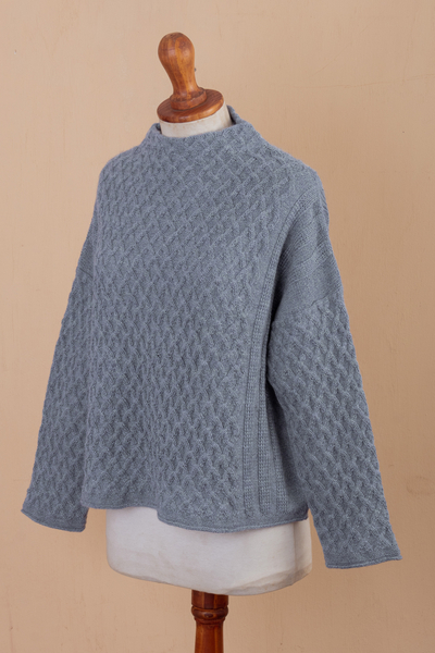 pullover aus 100 % Alpaka - Blauer Strickpullover aus 100 % Alpaka mit geometrischem Muster