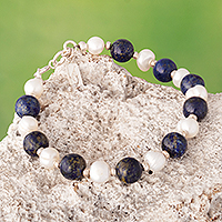 Cultured pearl and lapis lazuli beaded bracelet, 'Wise Damsel' - Beaded Bracelet with Lapis Lazuli and Silver-White Pearls