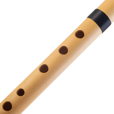 Flauta de caña natural, 'Vientos Peruanos' (16,5 pulgadas) - Flauta tradicional de caña de Guadua natural en fa mayor (16,5 pulgadas)