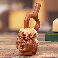 Dekoratives Keramikgefäß, „Mochica-Kopf“ – dekoratives Keramikgefäß mit Mochica-Kopf im peruanischen Stil