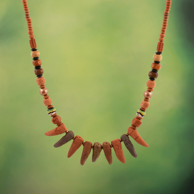 Collar de cuentas de cerámica - Collar tradicional con cuentas de cerámica marrón oscuro de Perú
