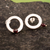 Granat-Ohrringe mit Knöpfen - Moderne Knopfohrringe aus Sterlingsilber mit Granatperlen