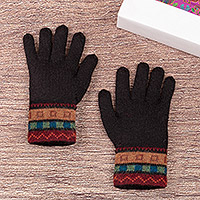 Handschuhe aus 100 % Alpaka, „Erinnerungen an die Region“ – traditionell gestrickte, gestreifte Handschuhe aus 100 % Alpaka in warmen Farbtönen