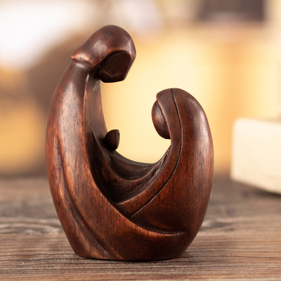 Holzskulptur - Handgeschnitzte minimalistische Skulptur der Heiligen Familie aus Zedernholz