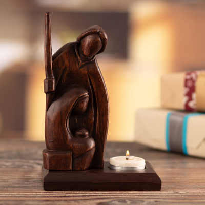 Teelichthalter aus Holz - Handgeschnitzter Teelichthalter aus Holz mit Motiv der Heiligen Familie