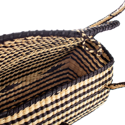 Natural fiber tote bag, 'Warmi' - Beige and Black Tote Bag Hand-Woven from Natural Fibers