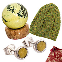 Set de regalo seleccionado - Set de regalo seleccionado con gorro de punto, esfera serpentina y aretes