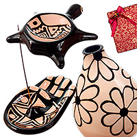 Kuratiertes Geschenkset „Ebony & Ivory“ – Handgefertigtes kuratiertes Geschenkset aus Ebenholz und Elfenbeinkeramik
