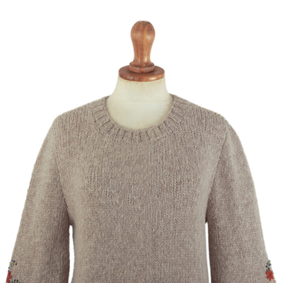 Pullover aus Alpakamischung - Beigefarbener Pullover aus Alpaka-Mischung mit Blumenstickerei