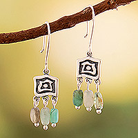Opal-Kronleuchter-Ohrringe, „Qayacpuma Signs“ – kulturelle Ohrringe aus Sterlingsilber und Opal-Kronleuchter