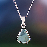 Opal-Anhänger-Halskette, „Resplendent Beauty“ – Halskette aus poliertem peruanischem Sterlingsilber mit Opal-Anhänger