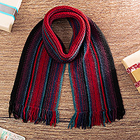 Schal aus Alpaka-Mischung, „Romantic Lands“ – handgewebter Schal aus Alpaka-Mischung mit roten und schwarzen Fransen