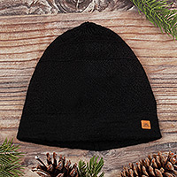 Alpaca blend knit skull cap, 'Onyx Minds' - Unisex Soft Alpaca Blend Knit Hat in Onyx Black