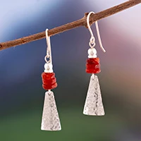 Agate dangle earrings, 'Pyramids of Energy' - Modern Hammered Pyramid-Themed Agate Silver Dangle Earrings