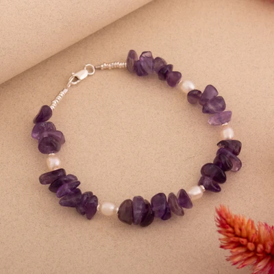 Amethyst and cultured pearl beaded bracelet, 'Amulets of Lima' - High-Polished Amethyst and Cultured Pearl Beaded Bracelet