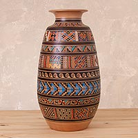 Cuzco vase, 'Beloved Homeland' - Handcrafted Cuzco Ceramic Vase