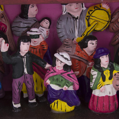 retablo - Escultura de retablo multicolor de madera peruana coleccionable