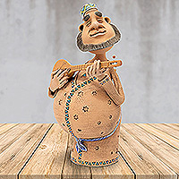 Figura de cerámica, 'Músico de Khorezmian' - Figura de cerámica de músico uzbeko hecha y pintada a mano