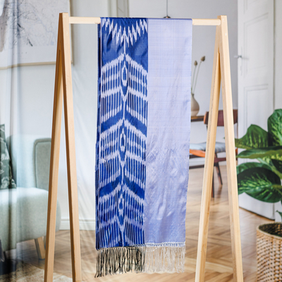 Mantón de seda - Mantón de seda tradicional tejido a mano en una paleta de tonos azules