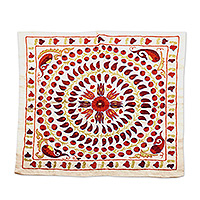 Mantel de algodón y seda bordado, 'Eternal Glory' - Mantel de algodón y seda rojo floral bordado a mano