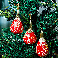 Dried gourd ornaments, 'Crimson Eve' (set of 3) - Set of Three Hand-Painted Crimson Dried Gourd Ornaments