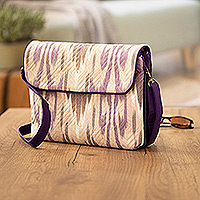 Ikat sling bag, 'Purple Convenience' - Tradicional Ikat Purple Sling Bag con correa extraíble