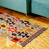 Alfombra de lana, 'Triangular Tradition' (2,5x5) - Alfombra de lana geométrica hecha a mano en paleta de colores (2,5x5)