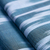 Seiden-Ikat-Schal, „Stylish Blue“ – Handgewebter Seiden-Ikat-Schal mit Fransen in Blau aus Usbekistan