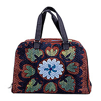 Bolsa de viaje bordada Suzani, 'Creating Memories' - Bolsa de viaje de mezcla de algodón con bordado floral a mano Suzani