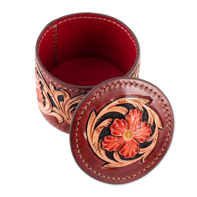 Caja decorativa de cuero - Caja decorativa de piel repujada con motivos florales pintados a mano