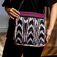 Eslinga de ikat de seda, 'Vibrant Vitality' - Eslinga de seda hecha a mano con coloridos patrones Ikat