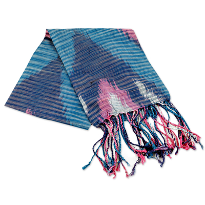 Bufanda ikat de algodón - Bufanda Ikat de algodón con flecos tejida a mano en azul, rosa y blanco