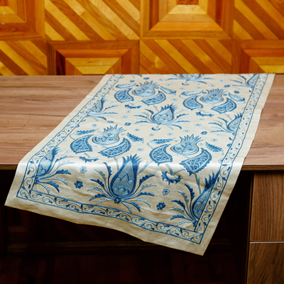 Tischläufer aus Seiden- und Baumwollmischung - Suzani bestickter Tischläufer aus blauer und elfenbeinfarbener Seidenmischung