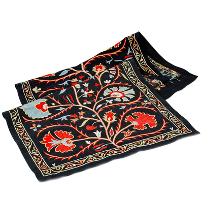 Silk and cotton blend table runner, 'Luxury Triumph' - Floral Embroidered Black Silk and Cotton Blend Table Runner
