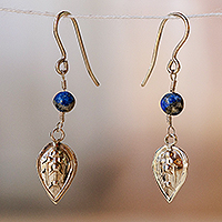 Pendientes colgantes de lapislázuli, 'True Shield' - Pendientes colgantes clásicos de lapislázuli natural pulido