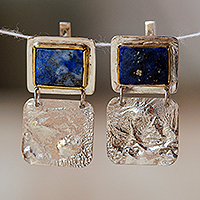 Pendientes colgantes de lapislázuli, 'Ventana azul' - Pendientes colgantes de lapislázuli natural texturizados modernos