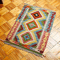 Wool area rug, 'Delightful Rhombuses' (2x2.5) - Hand-Knotted Wool Area Rug with Rhombus Patterns (2x2.5)